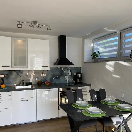 Zur Alten Dorfschule