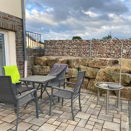 Apartment Zur Alten Dorfschule Lunebach