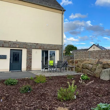 Zur Alten Dorfschule Apartment *