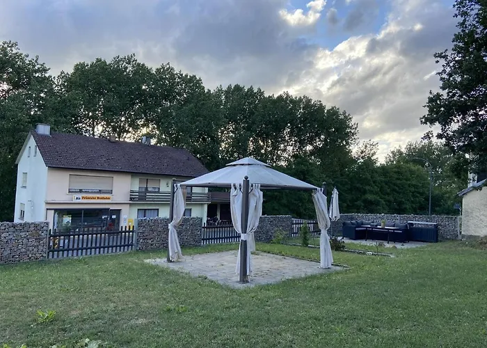 Zur Alten Dorfschule דירה *